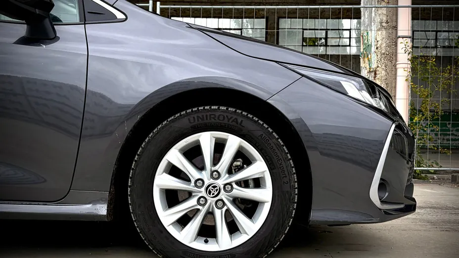 TOYOTA Corolla Corolla 1.8 Hybrid Comfort