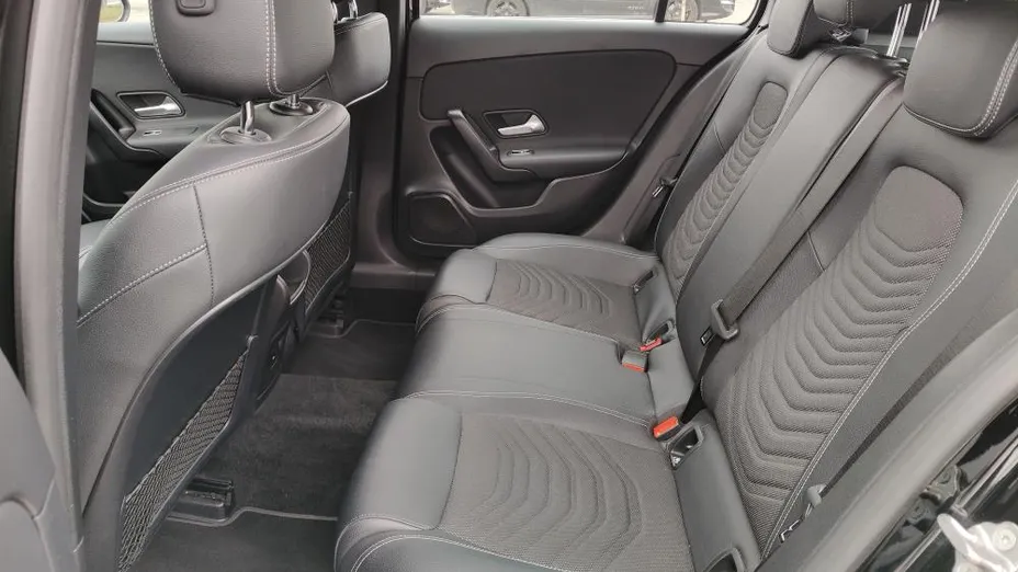 MERCEDES-BENZ A Klasa A 200 d Progressive 8G-DCT