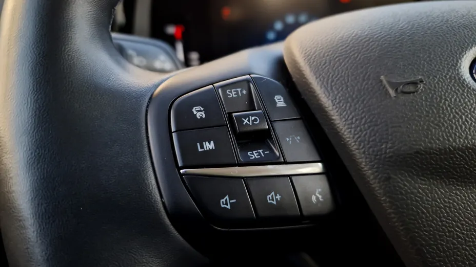 FORD Tourneo Courier Tourneo Courier 1.0 EcoBoost Active