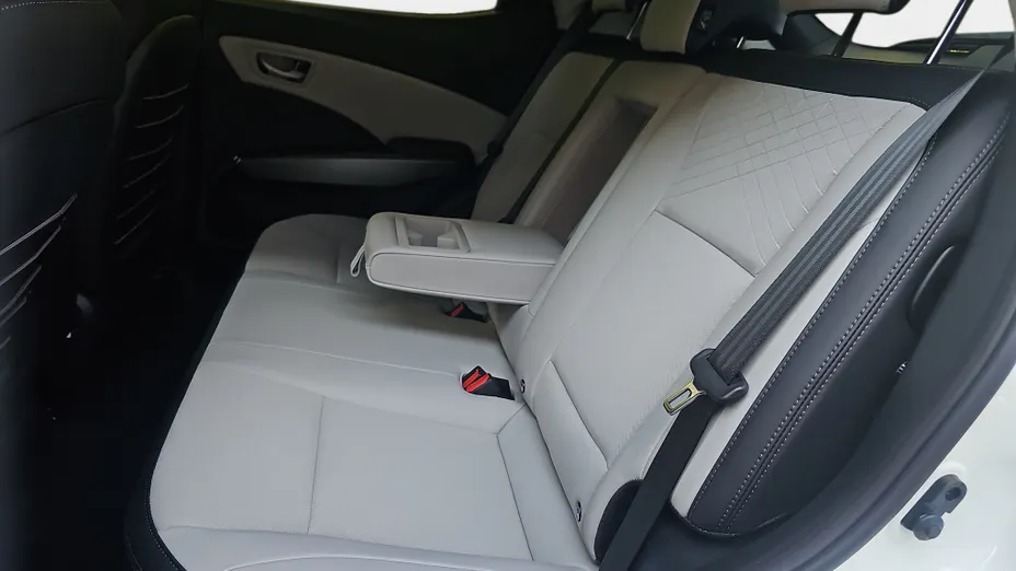 KGM / SSANGYONG Tivoli Tivoli 1.5 T-GDI Adventure aut Nowy