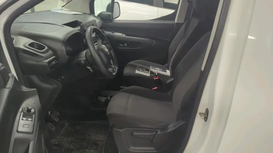 TOYOTA Proace City Proace City 1.5 D-4D Long 2,4t Active