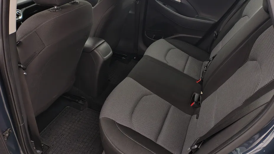 HYUNDAI i30 i30 1.5 DPI Classic +