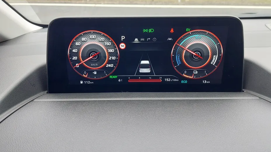 HYUNDAI Staria Staria 1.6 T-GDI HEV Smart VIP aut Nowy