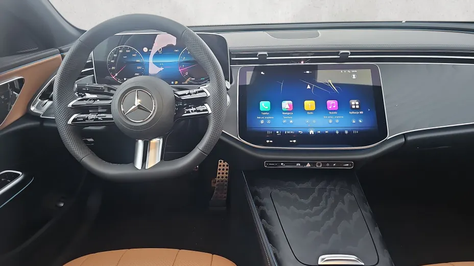 MERCEDES-BENZ E Klasa E 200 mHEV 4-Matic AMG 9G-Tronic Nowy