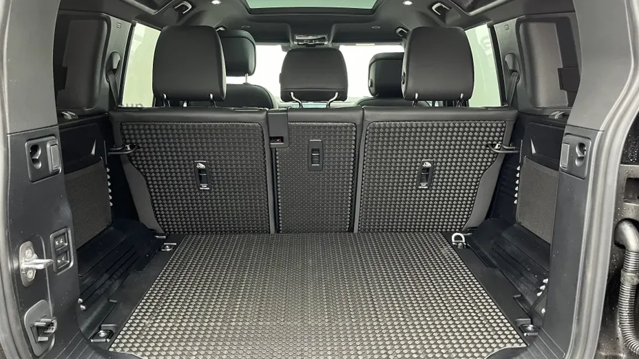 LAND ROVER Defender Defender 110 3.0 D300 mHEV X-Dynamic HSE