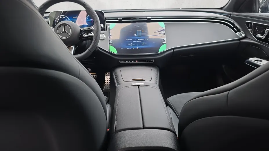 MERCEDES-BENZ E Klasa E 300 e PHEV 4-Matic AMG 9G-Tronic Nowy