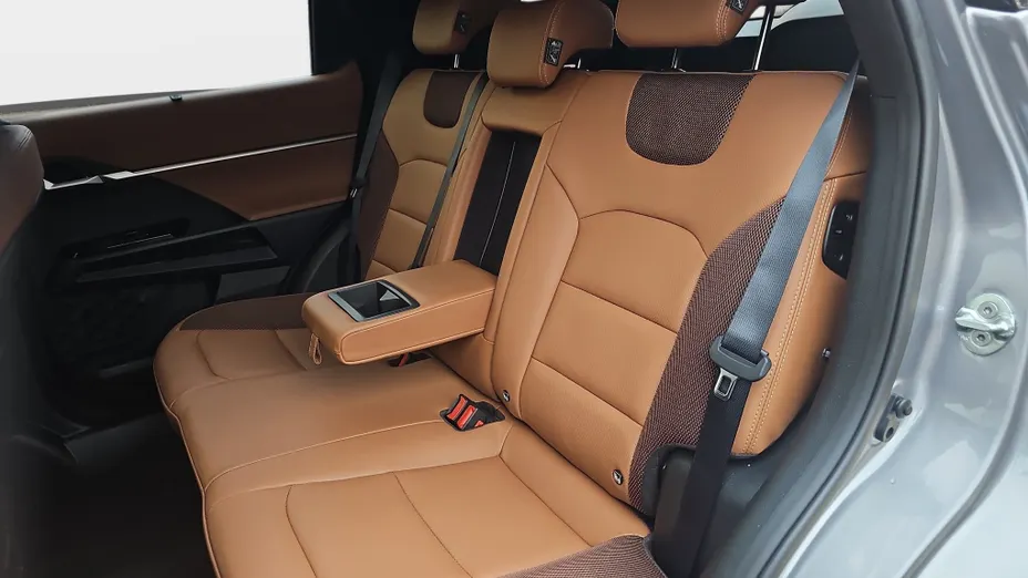 KGM / SSANGYONG Torres Torres 1.5 T-GDI Adventure Plus aut