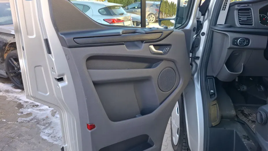 FORD Transit Custom Transit Custom 320 L2H1 Trend