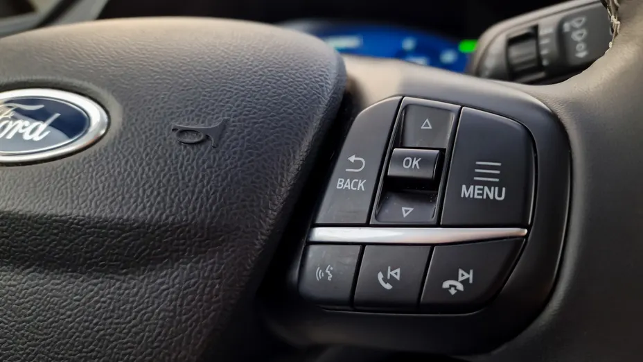 FORD Kuga Kuga 2.5 FHEV FWD Vignale