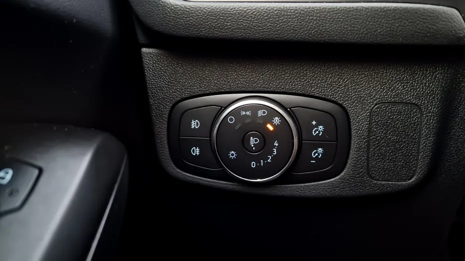 FORD Focus Focus 1.0 EcoBoost mHEV Titanium