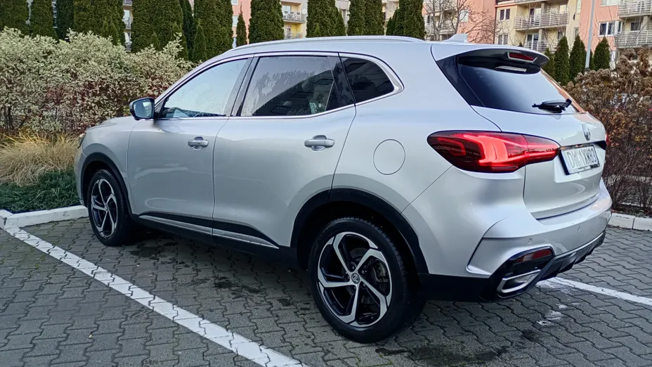 MG HS HS 1.5 T-GDI Exclusive DCT