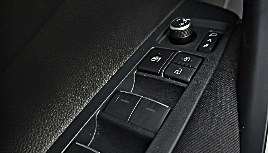 TOYOTA Corolla Corolla 1.5 Comfort MS