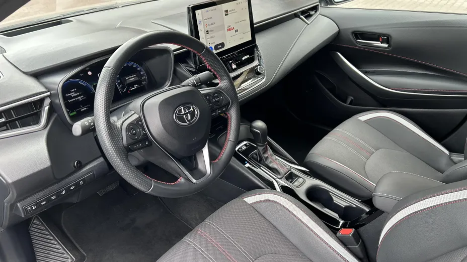 TOYOTA Corolla Corolla 1.8 Hybrid GR Sport