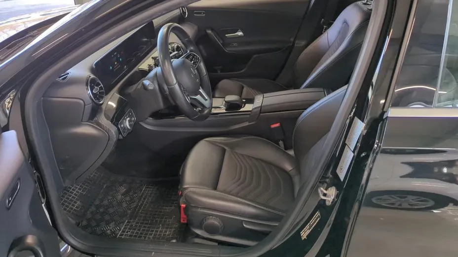 MERCEDES-BENZ A Klasa A 180 Style 7G-DCT