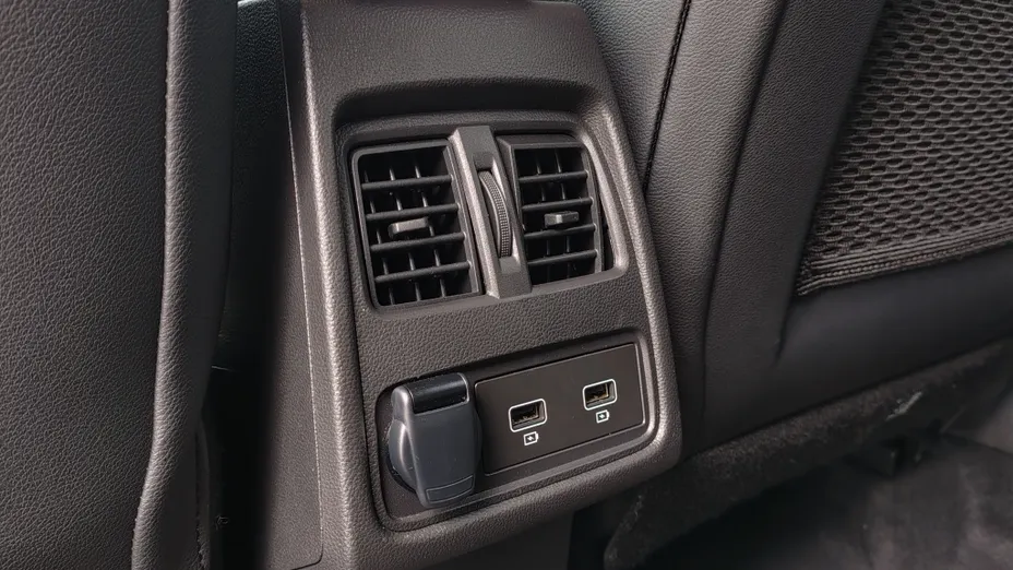 RENAULT Captur Captur 1.3 TCe mHEV Techno EDC