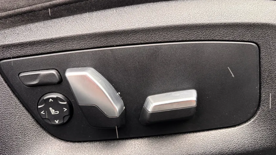 BMW Seria 5 530i xDrive GPF M Sport sport-aut