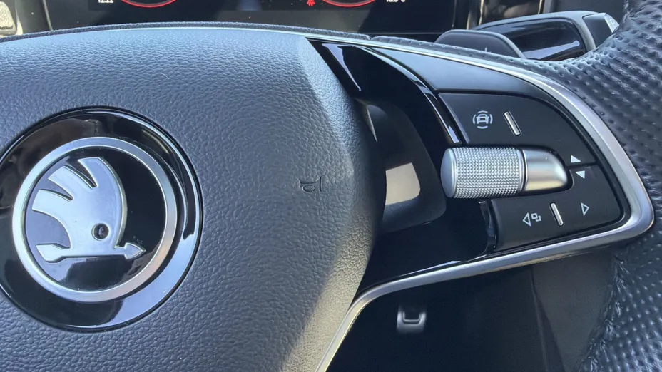 SKODA Kodiaq Kodiaq 2.0 TDI 4x2 Sportline DSG