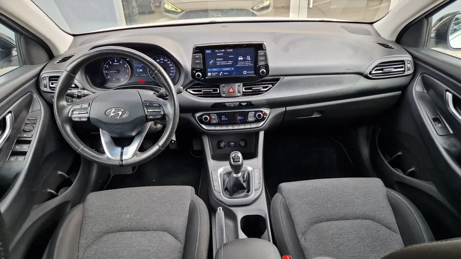 HYUNDAI i30 i30 1.0 T-GDI Smart