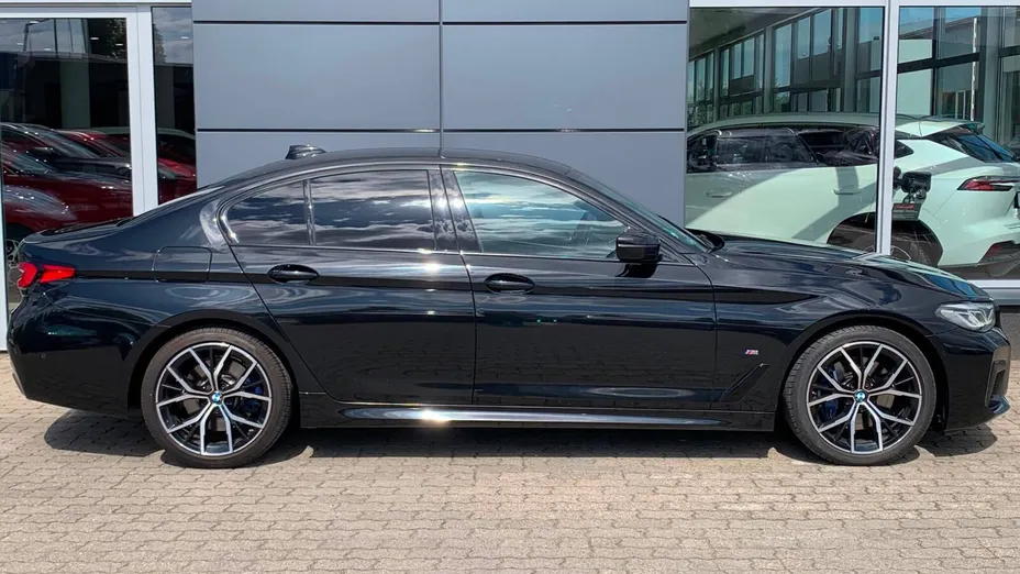 BMW Seria 5 530i xDrive mHEV M Sport sport-aut