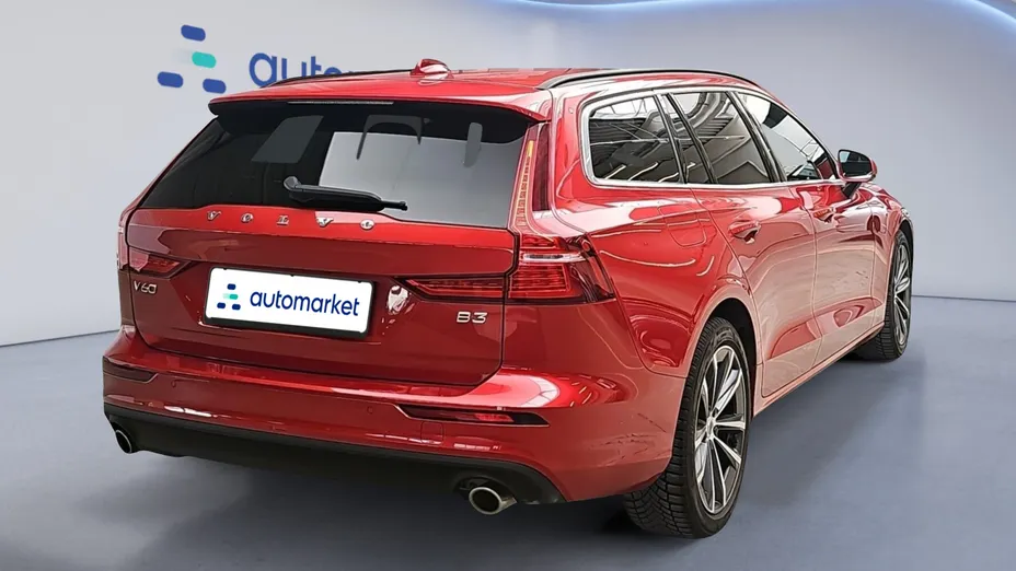 VOLVO V60 V60 B3 B Momentum aut