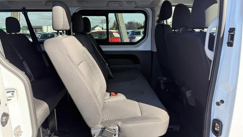 RENAULT Trafic -