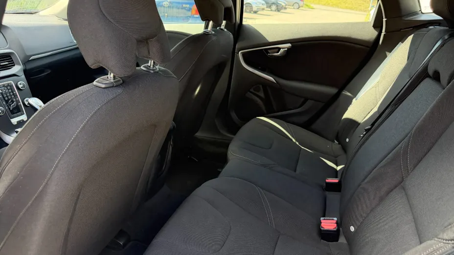 VOLVO V40 V40 T2 Kinetic