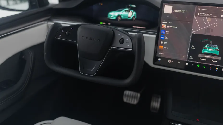 TESLA Model X X Plaid