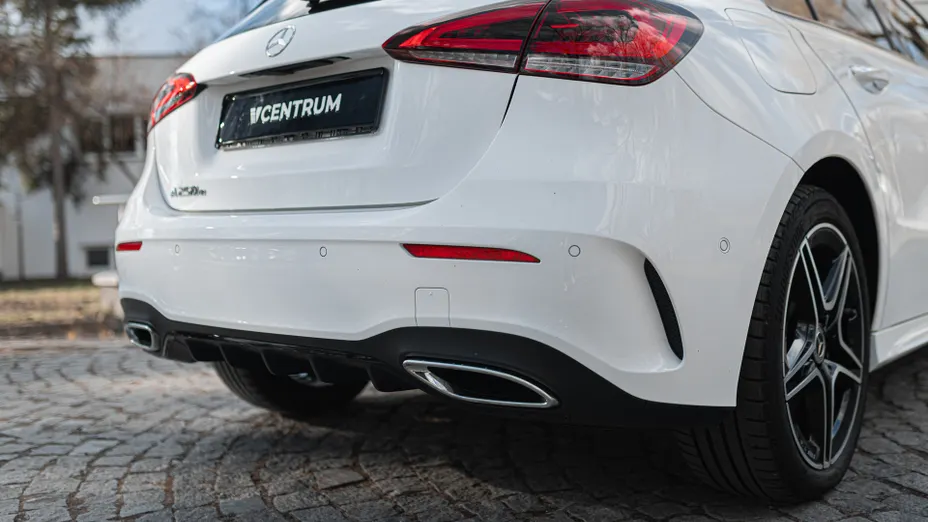 MERCEDES-BENZ A Klasa A 250 e AMG Line 8G-DCT