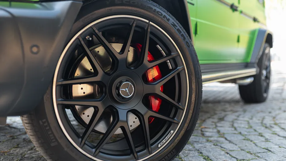 MERCEDES-BENZ Klasa G AMG G 63