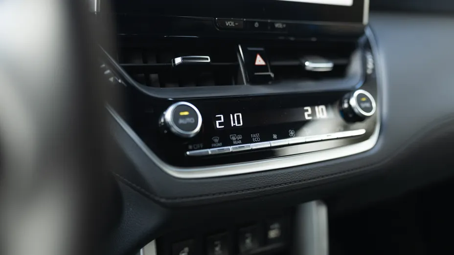 TOYOTA Corolla Cross Corolla Cross 2.0 Hybrid Style