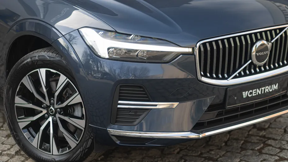 VOLVO XC60 XC60 B4 D AWD Plus Bright aut