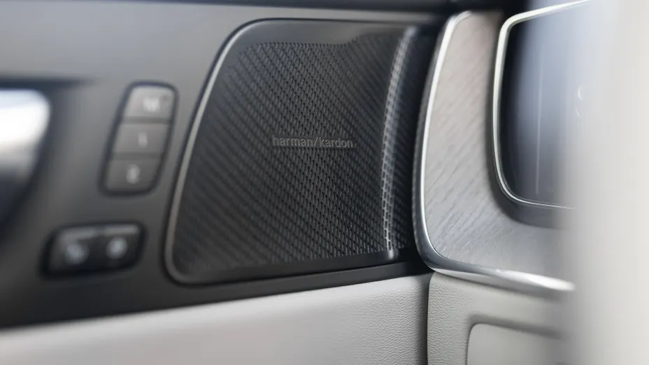 VOLVO XC60 XC60 B4 D AWD Plus Bright aut