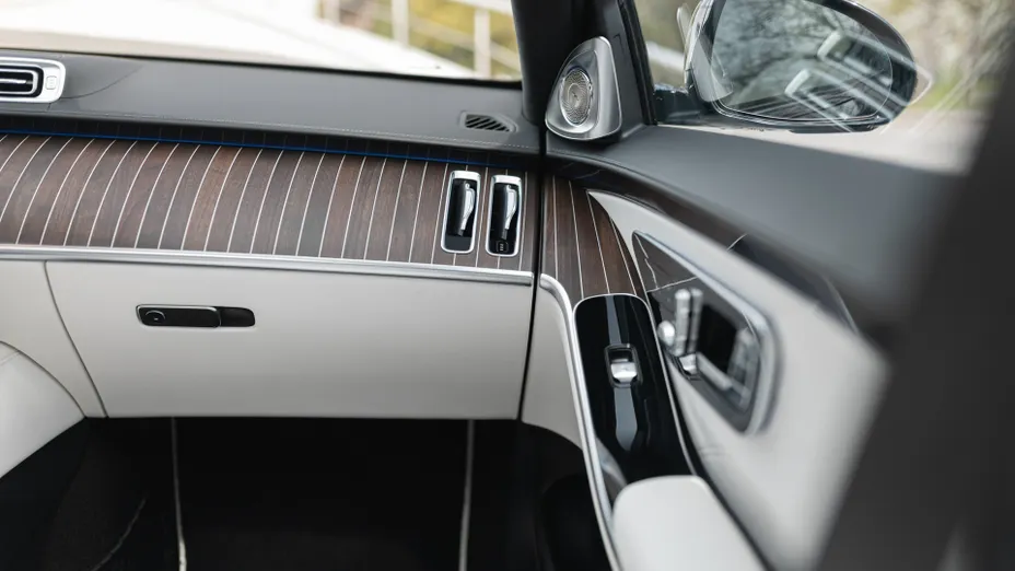 MERCEDES-BENZ S Klasa AMG S 63 E Performance PHEV L 4-Matic 9G-TRONIC