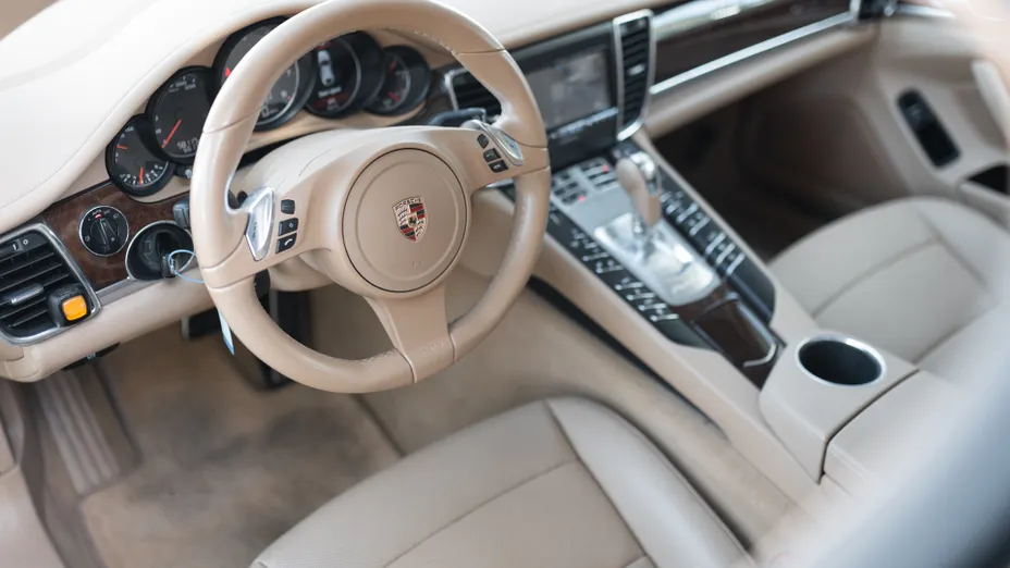 PORSCHE Panamera Panamera 4