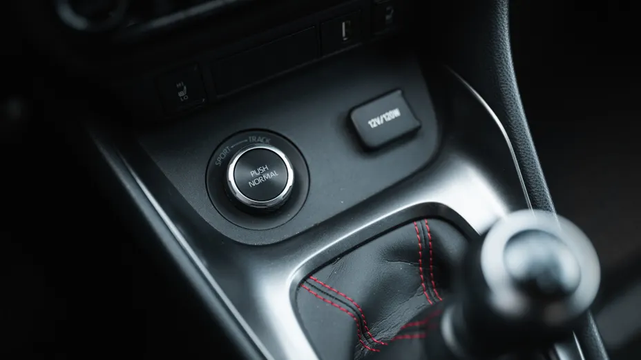 TOYOTA Yaris GR Yaris 1.6 Dynamic