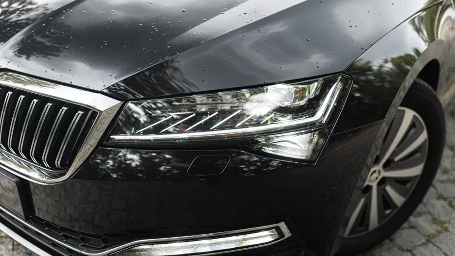 SKODA Superb Superb 2.0 TDI SCR Style DSG