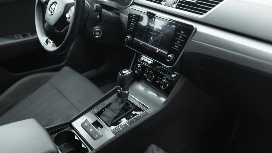 SKODA Superb Superb 2.0 TDI SCR Style DSG