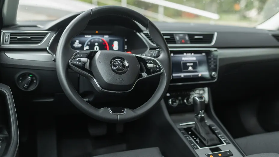 SKODA Superb Superb 2.0 TDI SCR Style DSG