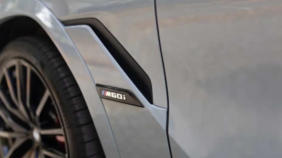 BMW X6 X6 M60i mHEV sport-aut