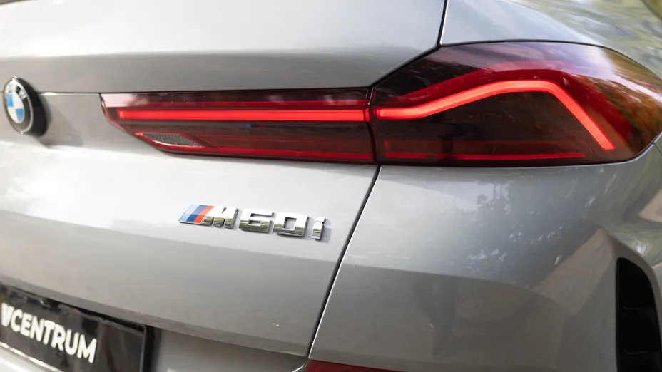 BMW X6 X6 M60i mHEV sport-aut