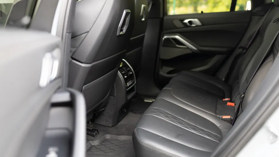 BMW X6 X6 M60i mHEV sport-aut