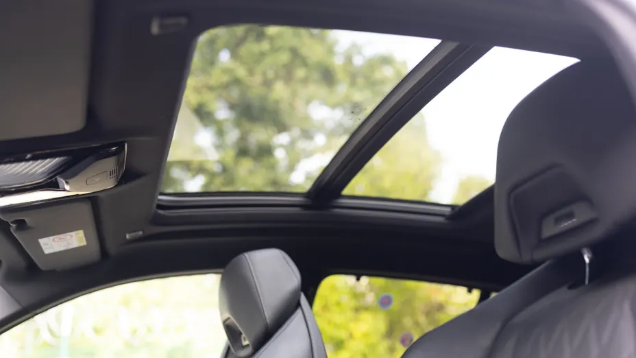 BMW X6 X6 M60i mHEV sport-aut