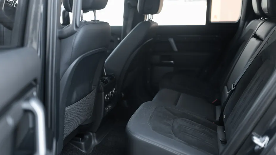 LAND ROVER Defender Defender 110 5.0 P525 V8
