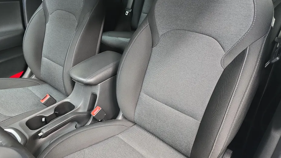 HYUNDAI i30 i30 1.0 T-GDI Smart