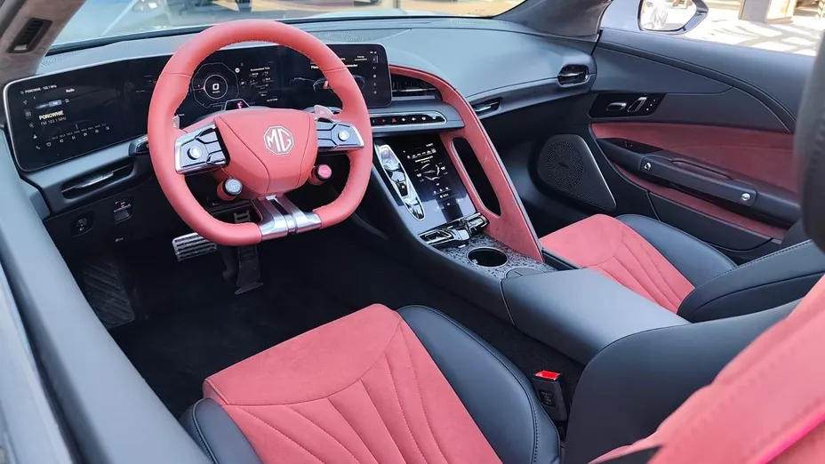 MG Cyberster Cyberster 77kWh AWD Czerwony Dach Nowy