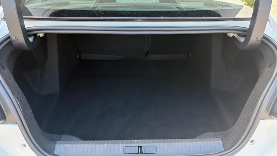 CITROEN C4 X e-C4 X EV136 50kWh Shine