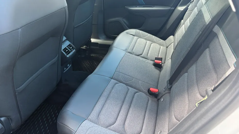 CITROEN C4 X e-C4 X EV136 50kWh Shine