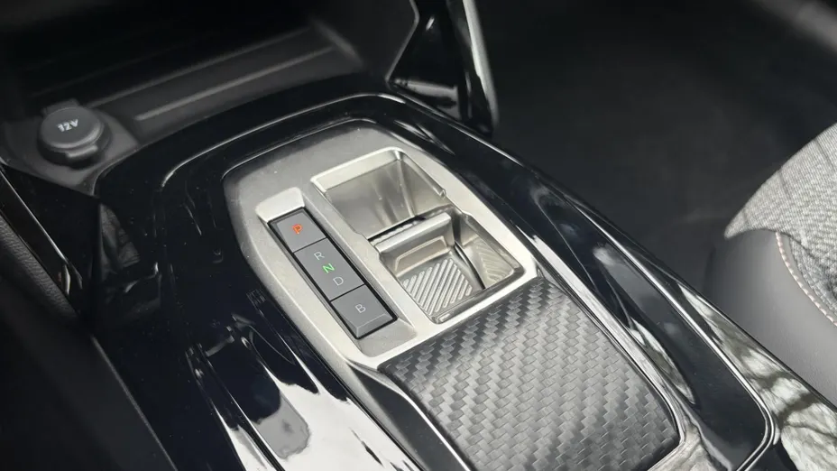 PEUGEOT 208 e-208 54kWh Allure Nowy