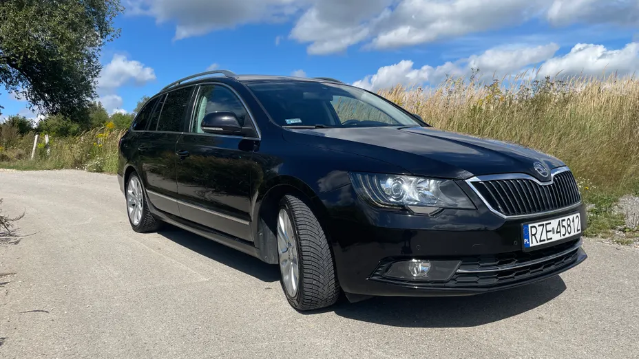 SKODA Superb Superb 2.0 TSI Elegance DSG