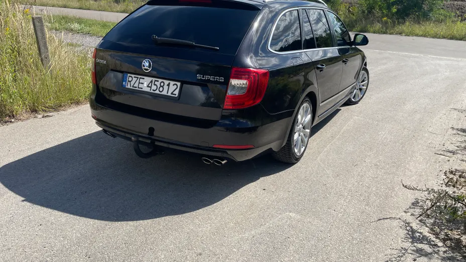SKODA Superb Superb 2.0 TSI Elegance DSG